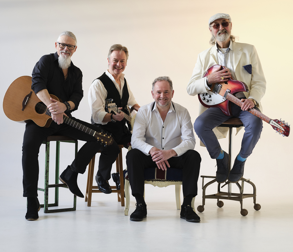 Searchers and Hollies Experience